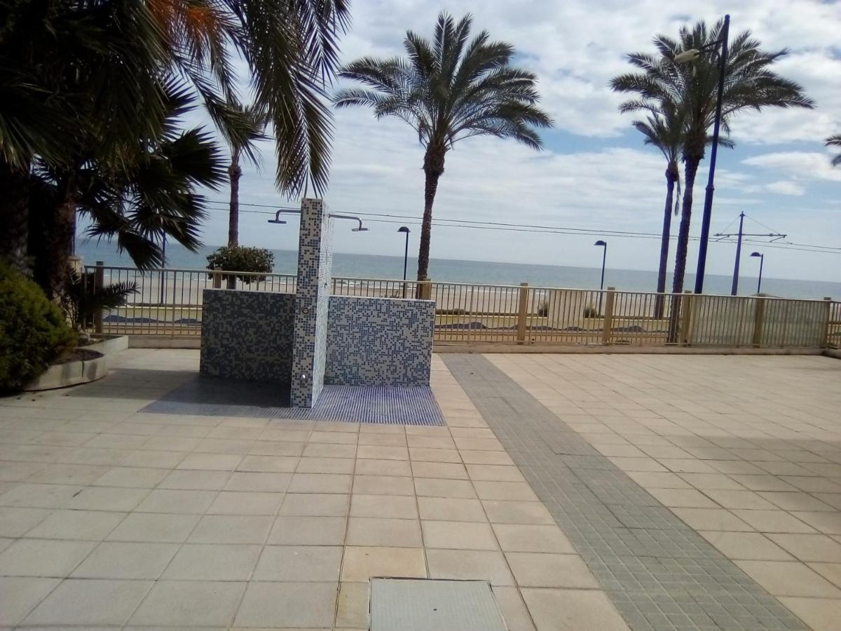 Apartamento Voramar Primera Linea De Mar 坎佩略 外观 照片