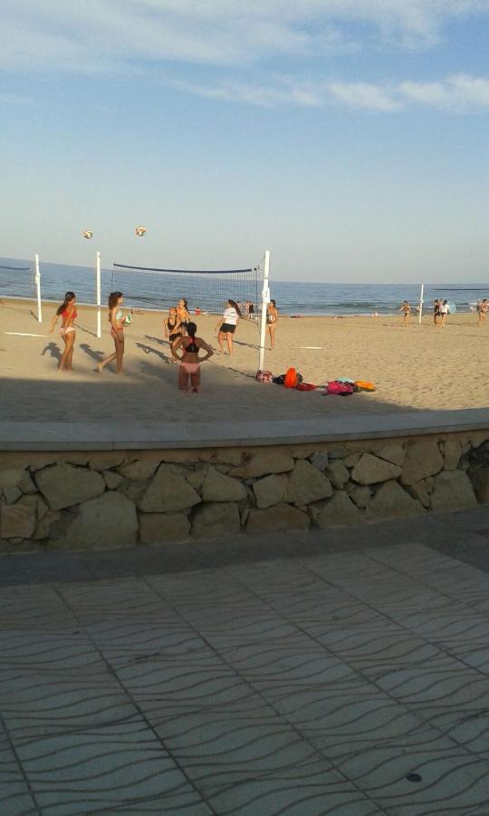 Apartamento Voramar Primera Linea De Mar 坎佩略 外观 照片